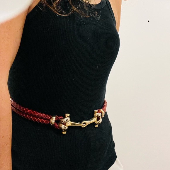 Vintage burgundy belt